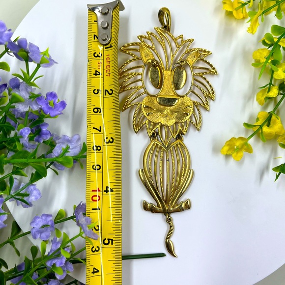 Alan Signed Oversized Articulated Vintage Lion Pendant - Picture 3 of 5
